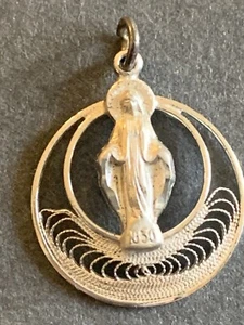 Vintage 1960’s  St. Mary Medal Sterling Silver Religious Filigree Marked 1830 - Picture 1 of 8