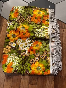 Vintage Mod Retro 60er plastischer Stoff Tischdecke Blumen Fransen rechteckig Hippie - Bild 1 von 4