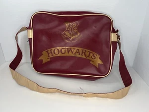 Harry Potter Hogwarts Messenger Umhängetasche Kunstleder Gryffindor - Bild 1 von 14