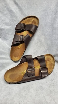 Zapatos para hombre Birkenstock Arizona talla 42 EE. UU. 9 cuero marrón correderas correas con hebilla Foto 1 de 4