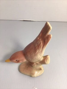 Estatuilla de pájaro vintage MCM rosa 6,75" decoración de cabaña - bosque, sin astillas - Imagen 1 de 9