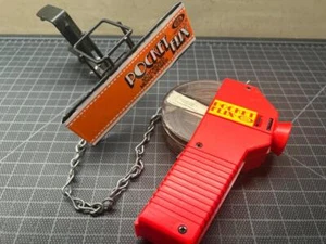 Vintage 1970's IDEAL Pocket Flix MOTORIZED MOVIE VIEWER Scooby-Doo STORE DISPLAY - Picture 1 of 1