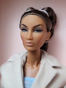 Integrity Toys Mademoiselle Annik V. 2022 NuFace Mademoiselle Collection*NRFB* - Picture 1 of 4