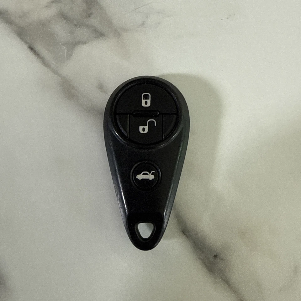 Mando a distancia con llave de 4 botones Impreza FCCID 1999-2009 NHVWB1U711 fabricante de equipos originales Subaru Foto 1 de 4