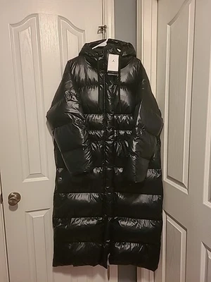 Chaqueta negra parka calce suelto relleno pequeño para mujer Nike Air Jordan FV7143-010 Foto 1 de 4