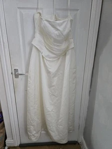 Ivory Strapless Wedding Dress Size 20 - Picture 1 of 4