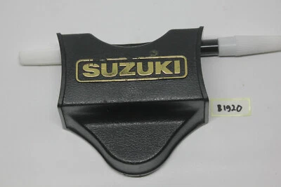 Cubierta de manillar Suzuki GT185 GP100 GP125 GT125 NOS 56170-39000 Foto 1 de 3