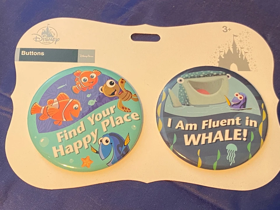 Pin Disney Button Finding Nemo WDW Conjunto de 2 Dory Whale Happy Place Pixar Novo - Imagem 1 de 4