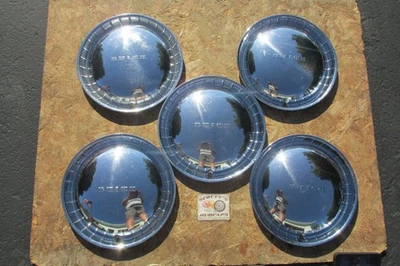 Buick Roadmaster Riviera 1954 Super Special Century 15" cubiertas de rueda, tapacubos ~5 Foto 1 de 4