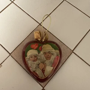 “I Love Lucy” Lucy And Ricky Plastic Heart Decoupage Christmas Ornament - Picture 1 of 8