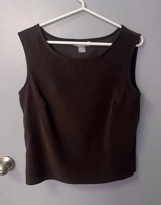Top de gamuza sintética sin mangas marrón mediano Dressbarn para mujer. Etiqueta está usada. Pecho 18"" Foto 1 de 3