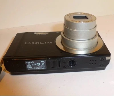 CASIO EXILIM EX-ZS5 DIGITAL CAMERA 5X ZOOM 14.1MP 16GB CARD INC WORKING  - Image 1 of 4