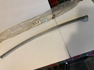 Morris Marina Mk1 Front Door Channel Division Left Hand Czk3049 Nos  - Image 1 of 4