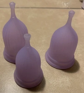 Menstrual Cup Feminine Hygiene Women Lady Medical Silicone - Picture 1 of 9