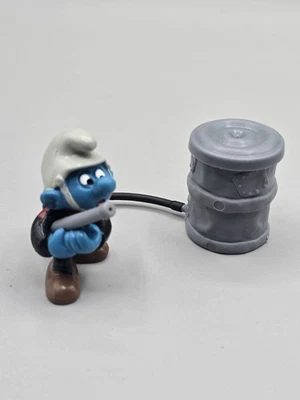 Figura PVC Pitufo Schleich Vintage RARA 4.0216 Bombero con Bomba de Agua Set Foto 1 de 4