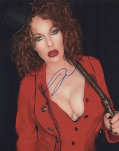 Jenae Noonan autographed 8x10 Photo COA - Picture 1 of 1