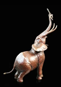 Medium Bull Elephant Solid Bronze Foundry Cast Sculpture Michael Simpson (798) - Picture 1 of 1