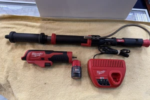MILWAUKEE M12 Trappola Serpente 12V Cordless 4 piedi Kit Pulizia Scarico Coclea Orinatoio - Foto 1 di 14