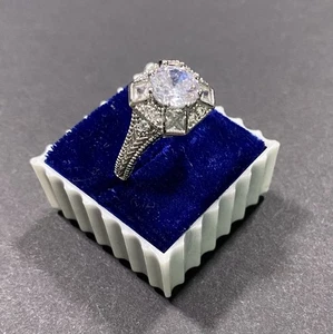 Anillo de plata de ley 925 Art Deco circonita cúbica talla 9 - Imagen 1 de 7