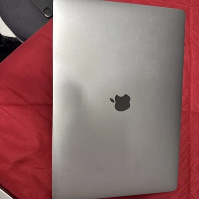 Apple MacBook Pro 15 inch Laptop - A1990 (2018) - Image 1 of 2