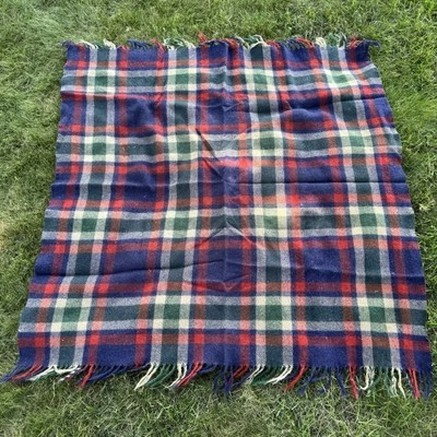 Manta con flecos de estadio vintage azul marino rojo verde tartán (estilo Ralph Lauren a cuadros) Foto 1 de 4