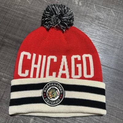 Chicago Blackhawks Fanatics NHL Invierno Clásico Puño Tejido Sombrero con Pompón  Foto 1 de 3