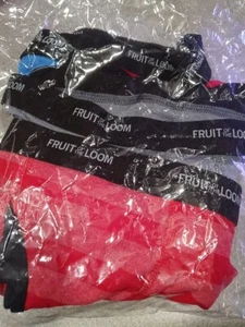 4 piezas grandes Hanes para niños - Imagen 1 de 1