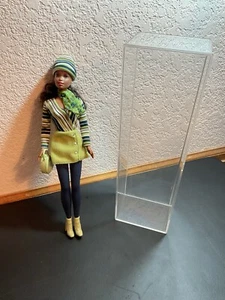 1999 Corduroy Cool Barbie African American Mattel & Clear Case - Picture 1 of 5