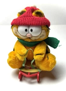 De colección Dakin Garfield Takes The Mountain Peluche Gato Trineo Peluche 1978 - Imagen 1 de 8