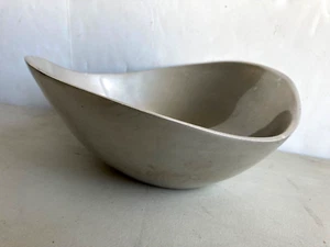 Nambe Butterfly Collection Serving Bowl, Oven Safe, 9-Inch, 1 Quart - Silver - Picture 1 of 9