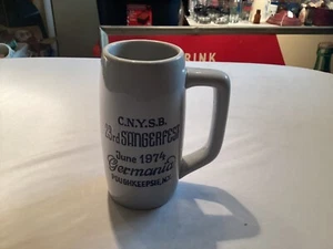 1974 Germania Sangerfest Poughkeepsie, New York, Lowenbrau, Ceramarte Stein - Picture 1 of 6