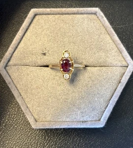 Estate 14k Yellow Gold Natural Ruby & CZ Ring Size 6.5 - 1.66 Grams Vintage - Picture 1 of 8