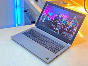 TOSHIBA 15 Intel CORE i5-500GB-8GB DDR4-WINDOWS 11Pro-15.6”LED FHD-HDMI-FaceTim - Picture 1 of 9