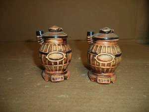 Vintage Salt & Pepper Shakers Pot Bellied Stove 3.5"     Kitchen/Collectors - Picture 1 of 3