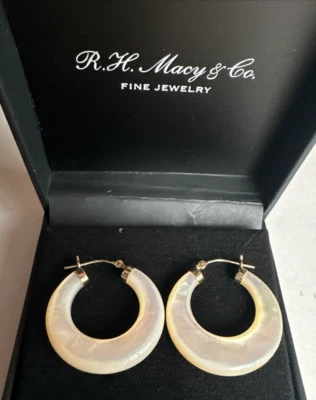 Ross Simons 14k /585 Gold   Mother-Of Pearls Hoop Earrings  29-10mm 8.7 gr - Image 1 of 4