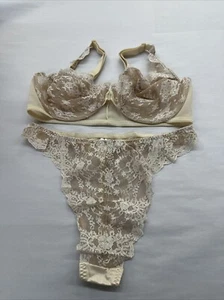 Vintage Victoria’s Secret Lace Ivory bra panty set 36C/XL front Closure Thong - Picture 1 of 11