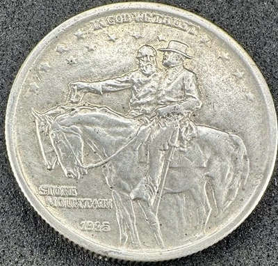 1925 Stone Mountain Half Dollar – Choice XF/AU – Light Patina – 90% Silver - Image 1 of 2