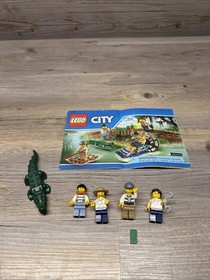 Lego City 60066  Figures And Manual Only !!!!!