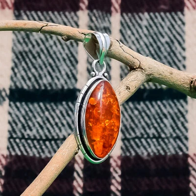 Elegante Pendente In Argento Sterling 925 Con Gemma Di Ambra Baltica Gialla 1.9" - Immagine 1 di 3