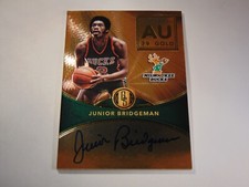 2016-17 Panini Gold Standard NBA Junior Bridgeman On Card Auto #13/79 -Bucks