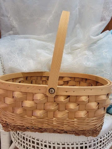 Wicker Basket with handle. Handmade Cover