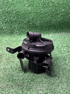 2012 - 2018 AUDI A6 A7 A8 QUATTRO - Secondary AIR PUMP 079959253 OEM - Picture 1 of 14