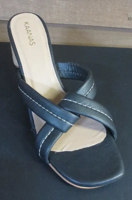 SANDALIAS KAANAS ARENAL MUJER CUERO TACÓN NEGRO - US 10M Foto 1 de 4