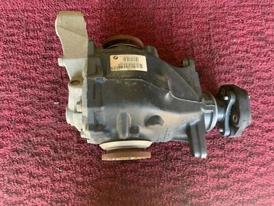  宝马 X1 E84 原始设备制造商 12-15 后轴不同托架 3.15 比例  — 第 1/4 张图片