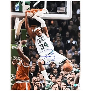 Paul Pierce Signed Boston Dunking Basketball 16x20 Photo (Beckett) - Picture 1 of 2