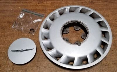 Tapacubos de rueda de acero Thunderbird LX 1989-1997 15" Ford OEM E9SC-1000-AC 1 Foto 1 de 4