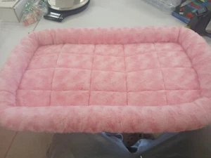 Quiet Time Fashion Pet Bed 22x13" Pink - Picture 1 of 4