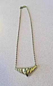 DIRECTION ONE Signed HEART CLUSTER Pendant Necklace in Gold Tone-VTG Est Jewelry - Picture 1 of 6