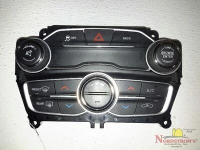 Chrysler 300 2016 controles de temperatura Foto 1 de 4