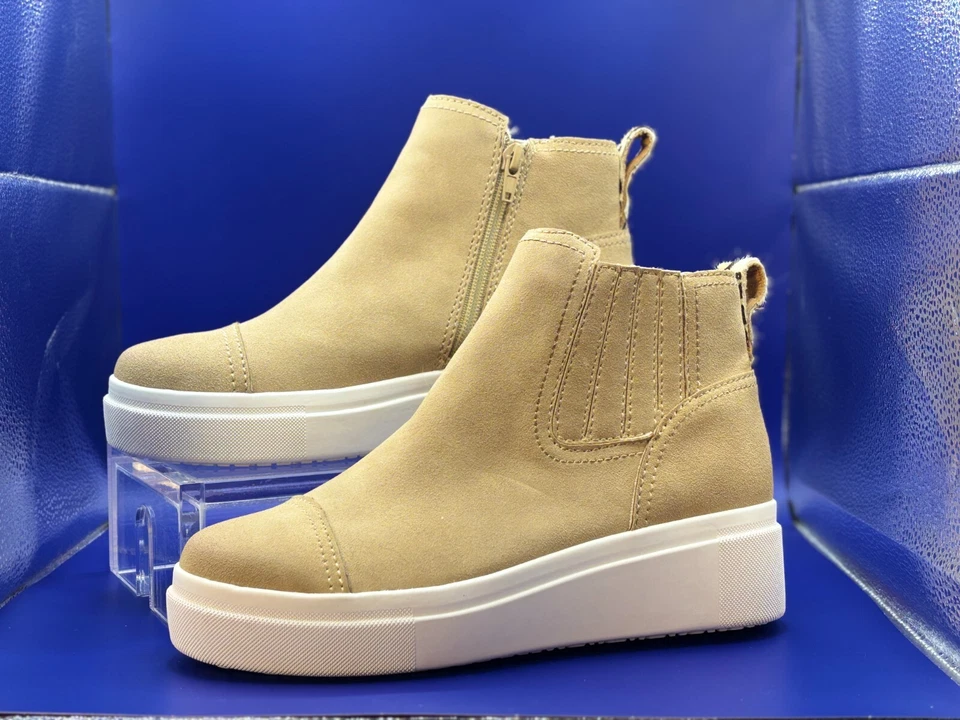 YELLOWBOX Chelsea ANKLE BOOTS Sand w/ Animal Print Sz: 7 New without Box (0014) - Image 1 of 4